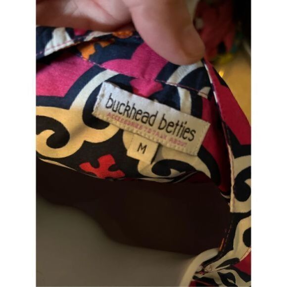 Buckhead Bettie's Geometric Pink and Blue Top.  Size Medium/ Large - Picture 2 of 6